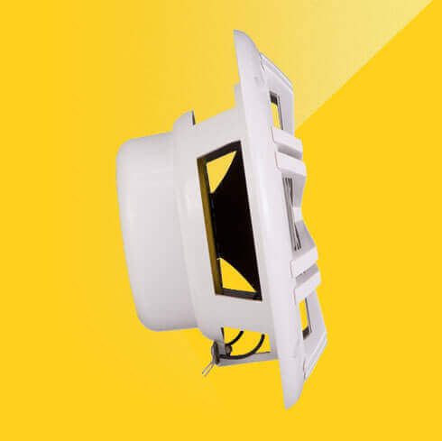 Kicker 41KM604W - KM 6.5" 4Ω Coaxial - KM60 6.5-Inch (160mm) Marine Coaxial Speakers w/1/2-Inch (13mm) Tweeters, White, 4-Ohm.