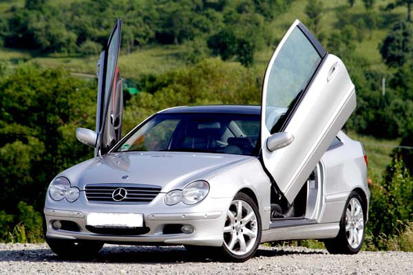 Mercedes C20 2001-2005 Vertical Lambo Doors